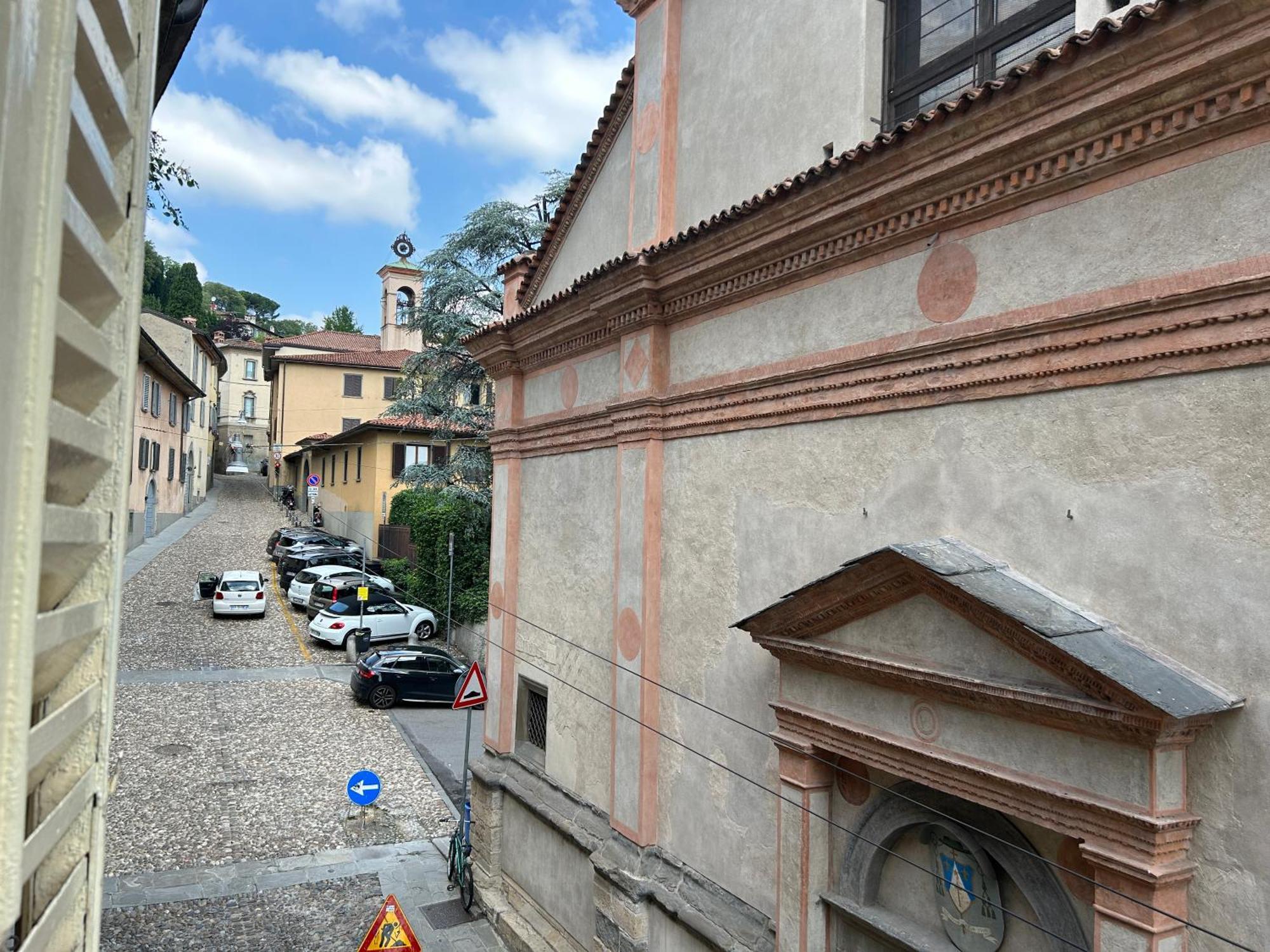 Alessandro 82 - Immobili E Soluzioni Rent ベルガモ エクステリア 写真