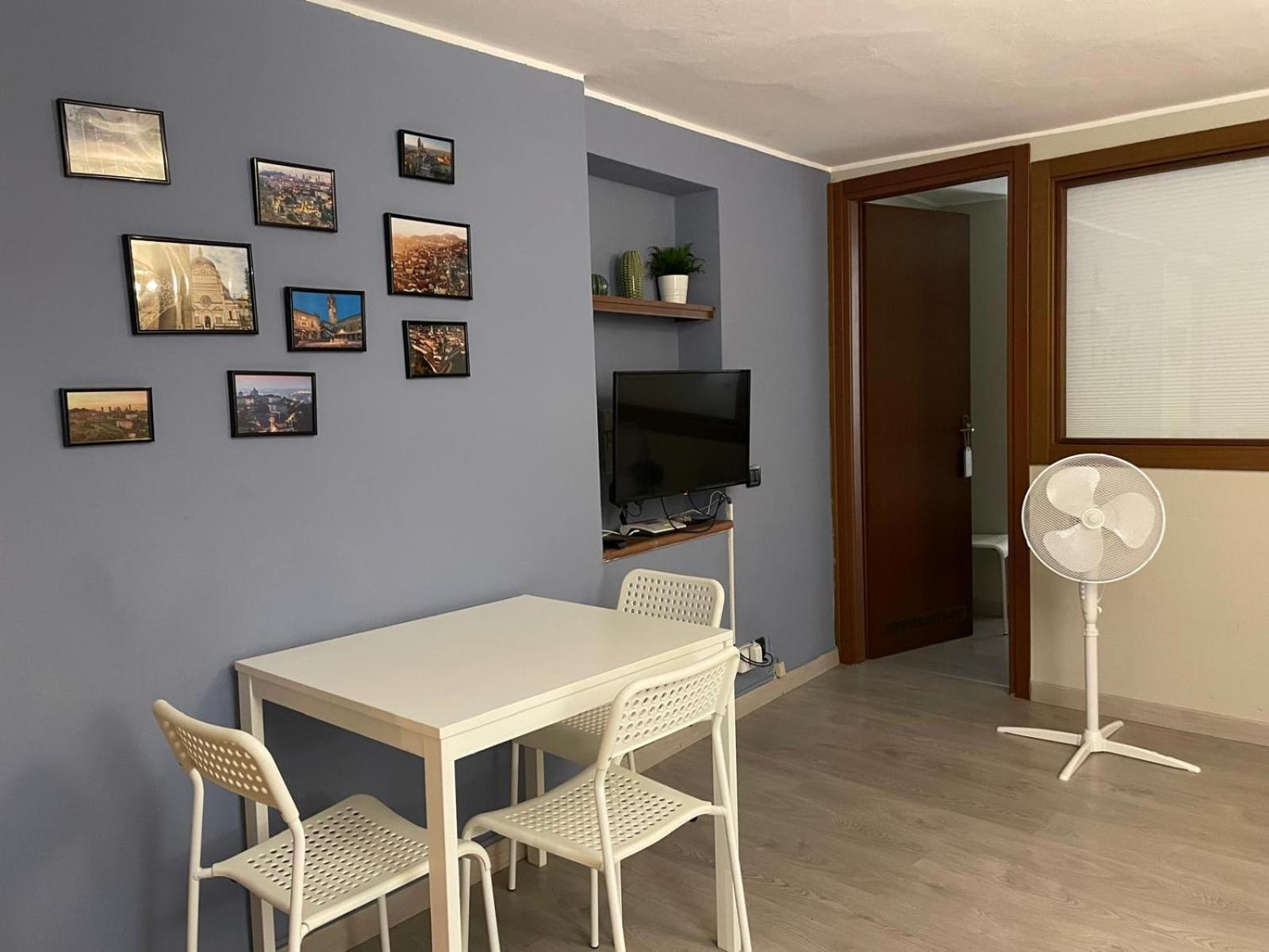 Alessandro 82 - Immobili E Soluzioni Rent ベルガモ エクステリア 写真